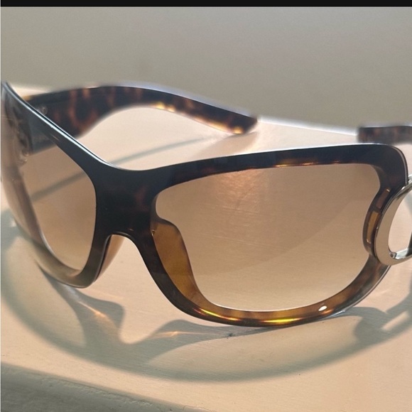 Authentic Pre Loved Dior SpeedSet Sunglasses - Picture 4 of 6